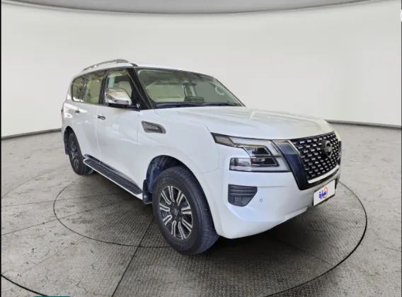 2023 Nissan Patrol Platinum 