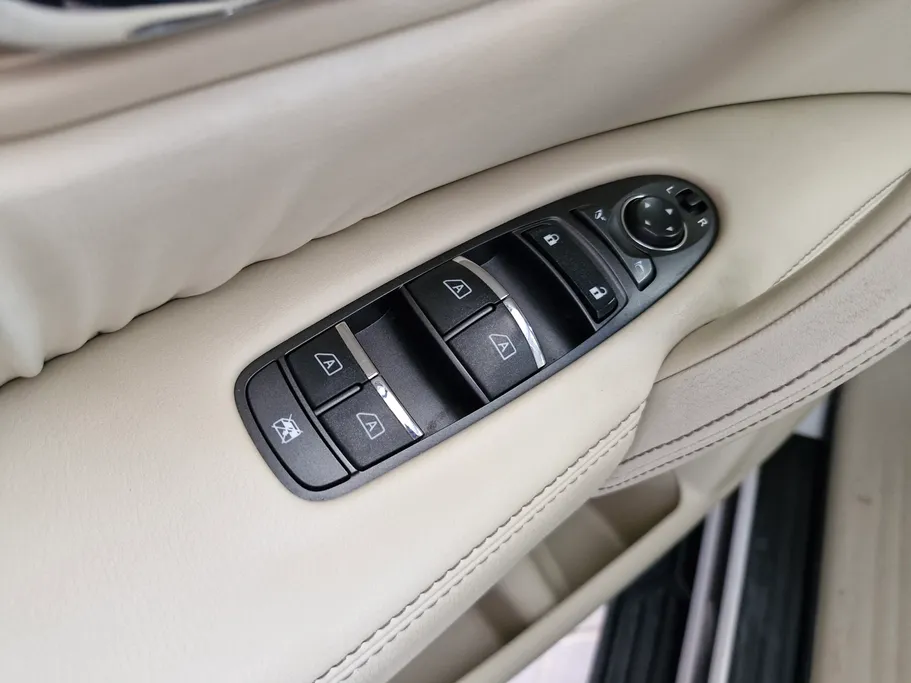 2023 Nissan Patrol Platinum 