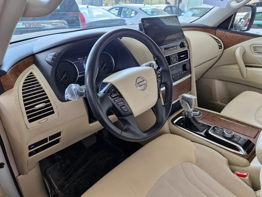 2023 Nissan Patrol Platinum 
