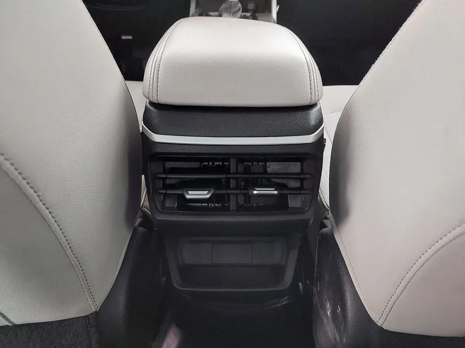 2023 Geely Emgrand GS 