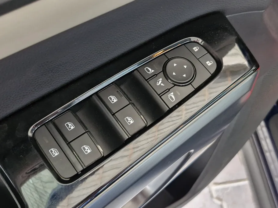 نيسان باثفندر SV 2023 