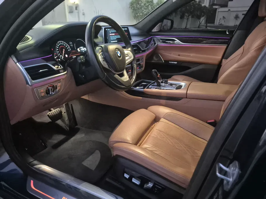 2018 BMW 7 Series 750Li 