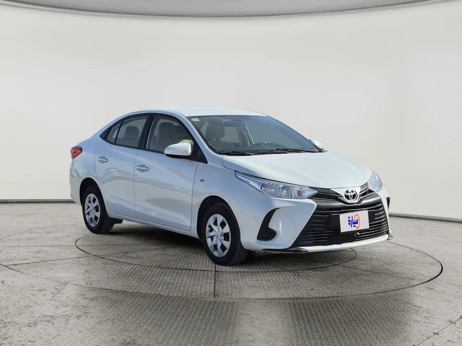 2021 Toyota Yaris  Y 