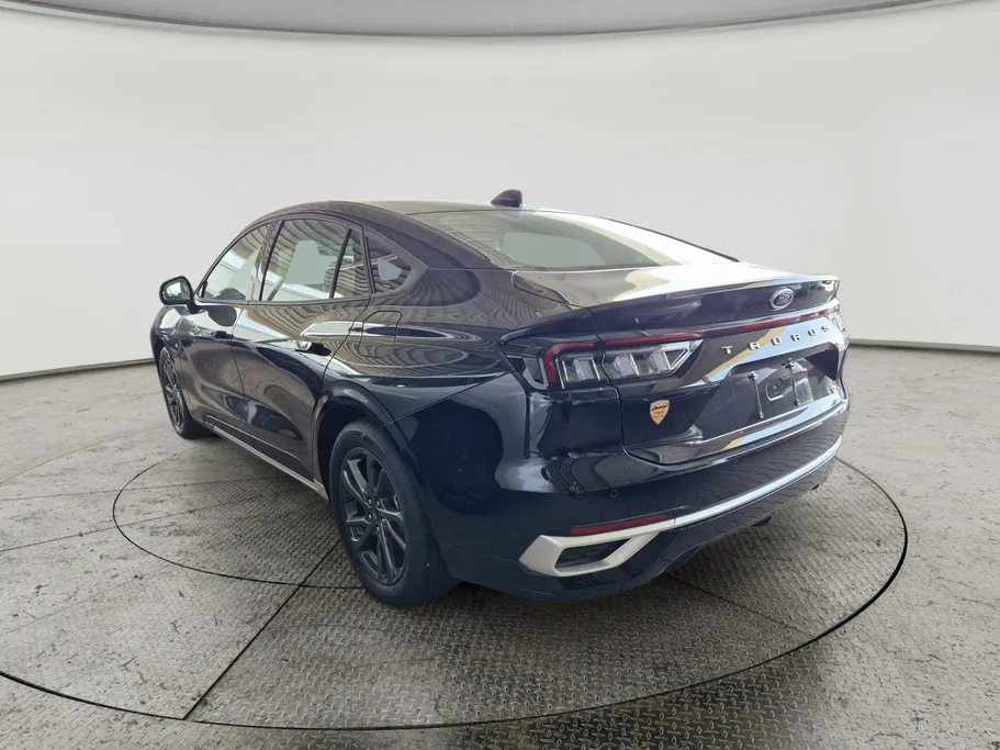 2025 Ford Taurus Trend 