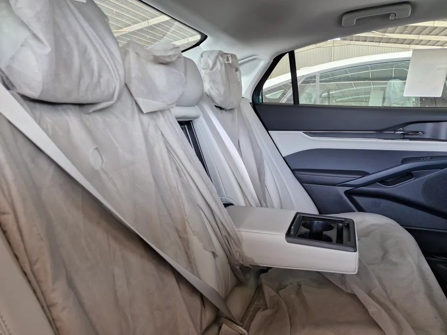 2025 Ford Taurus Trend 