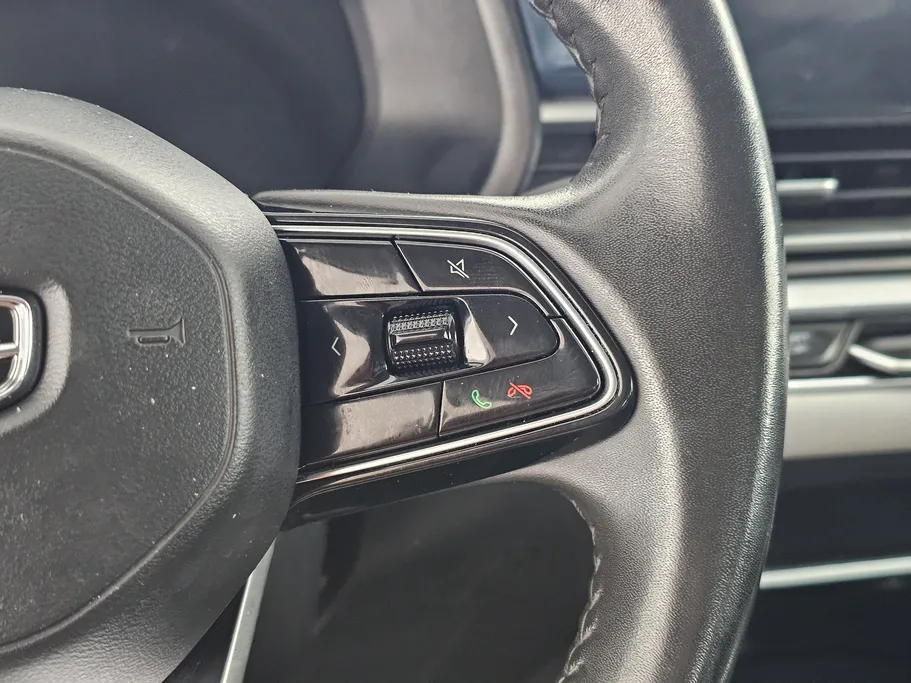 2023 Geely Emgrand GF 