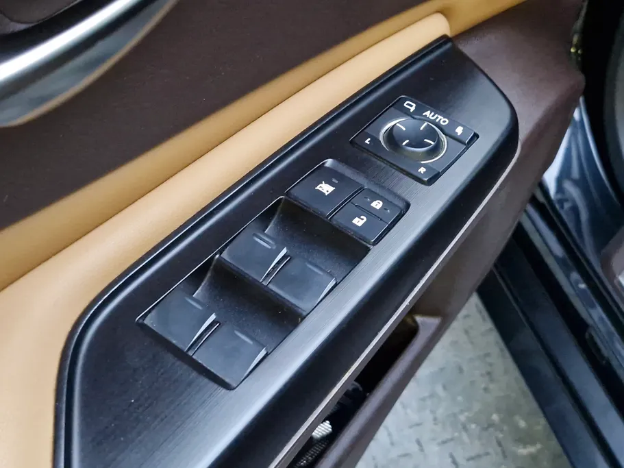 لكزس ES 250 AA Elegant 2020 