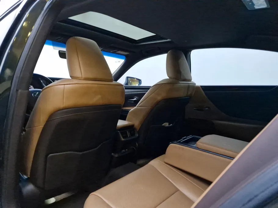 لكزس ES 250 AA Elegant 2020 