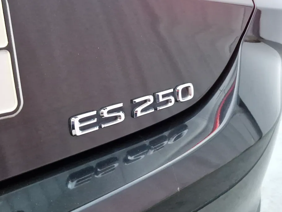 لكزس ES 250 AA Elegant 2020 