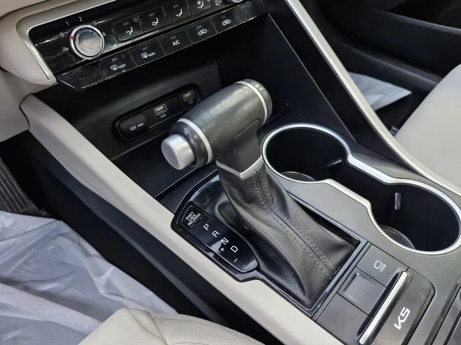 2023 Kia K5 LX 