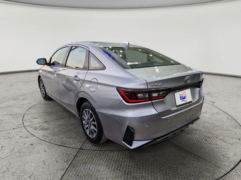 2023 Toyota Yaris  Y 