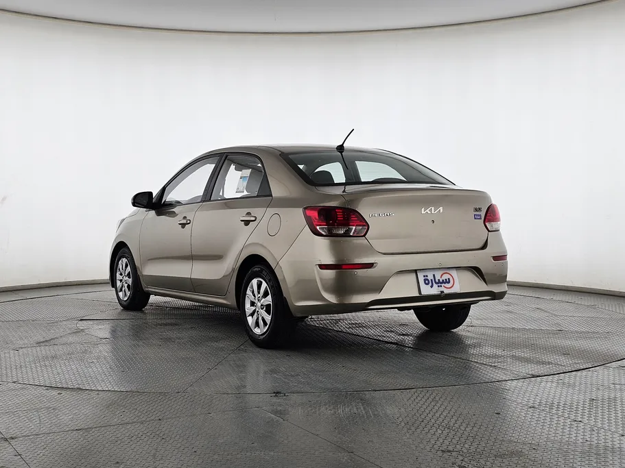 2022 Kia Pegas GL 