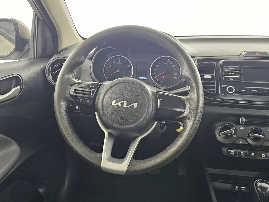 2022 Kia Pegas GL 