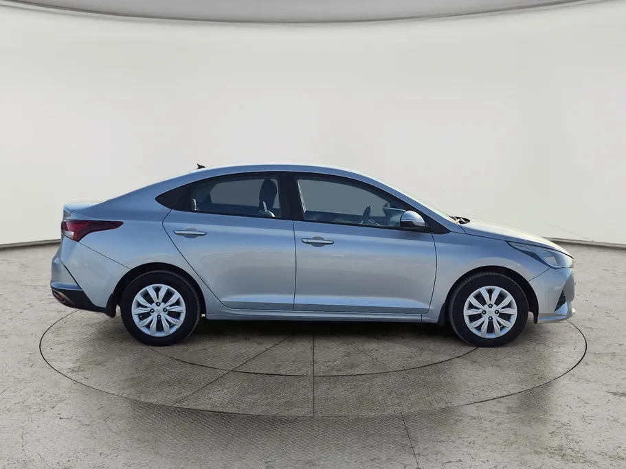 2022 Hyundai Accent Smart 