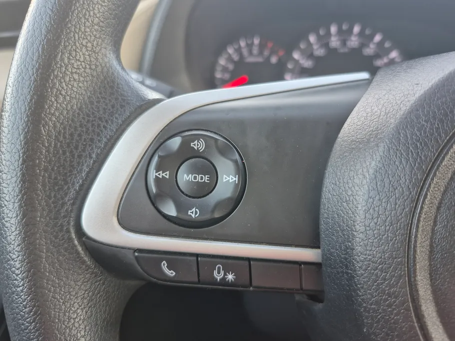2024 Toyota Yaris  Y 