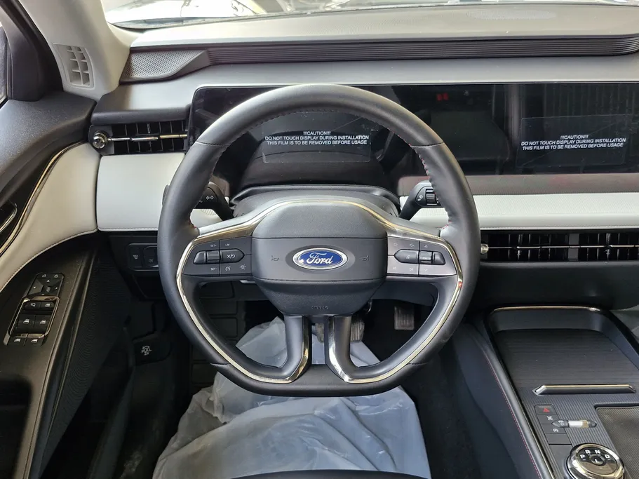 2023 Ford Taurus Trend 