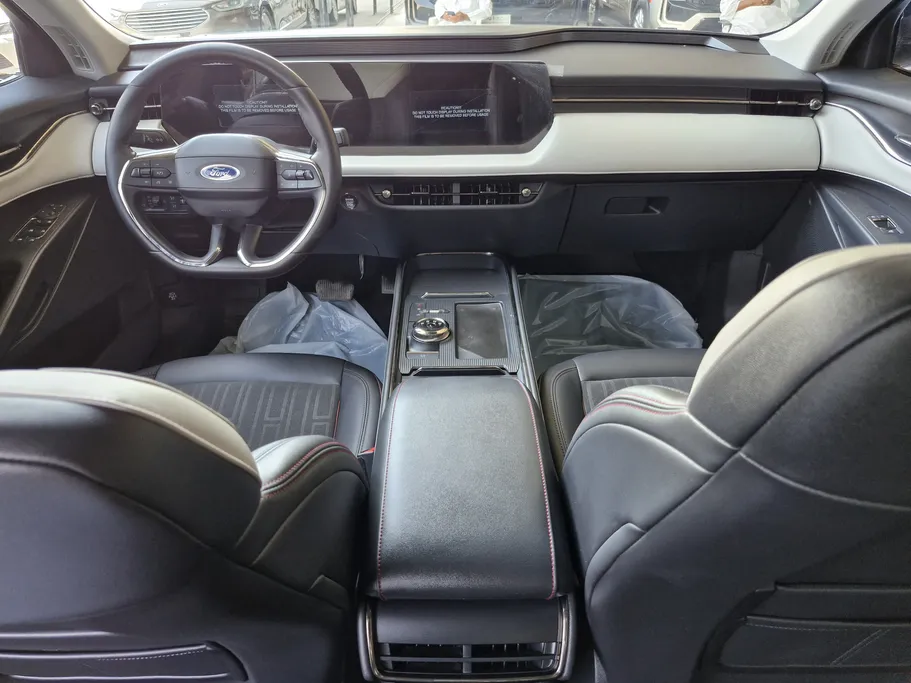 2023 Ford Taurus Trend 