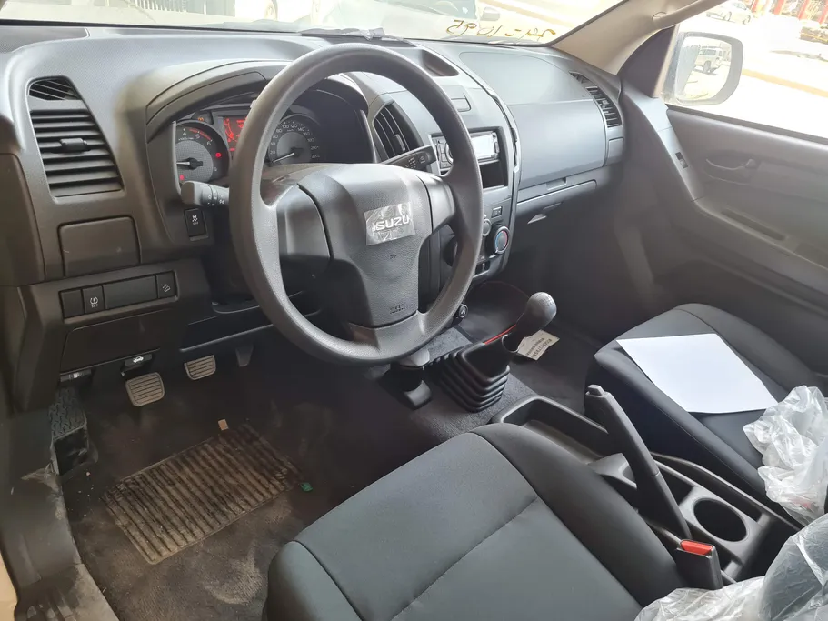 2025 Isuzu D-max Double Cab 