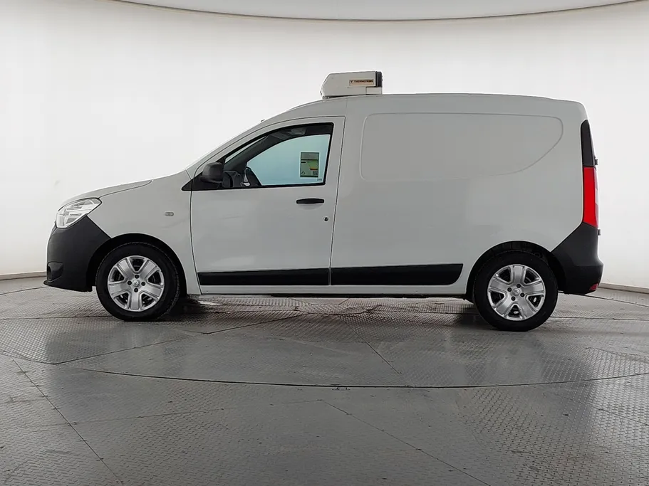 2021 Renault Docker Van بضاعة 