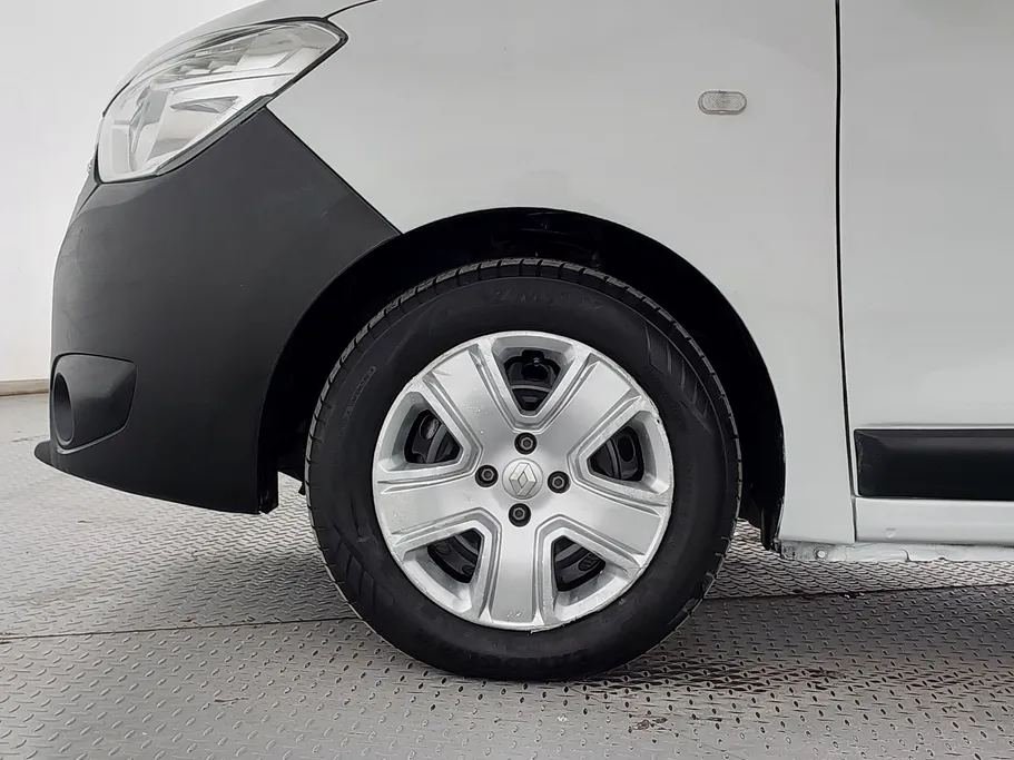 2021 Renault Docker Van بضاعة 