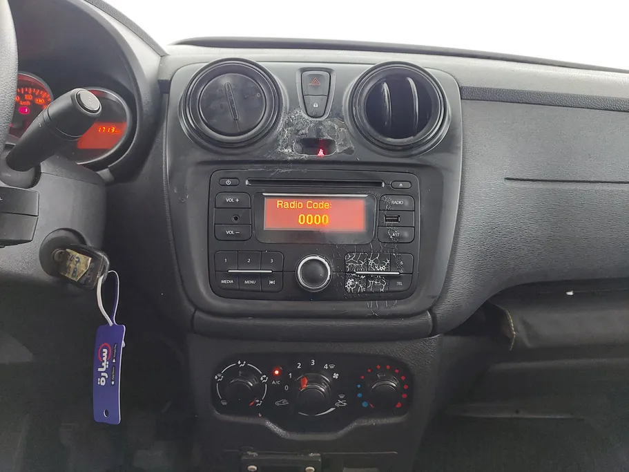 2021 Renault Docker Van بضاعة 