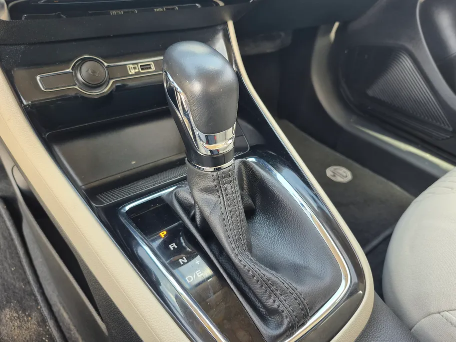 ام جي 5 STD 2024 