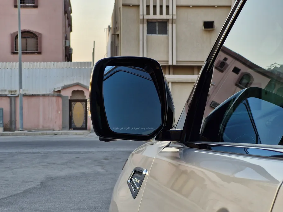 2023 Nissan Patrol Platinum 