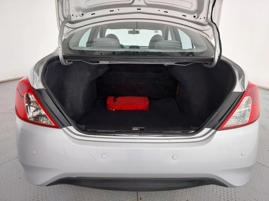 2021 Nissan Sunny SV 
