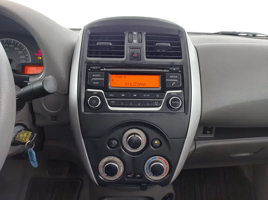 2021 Nissan Sunny SV 