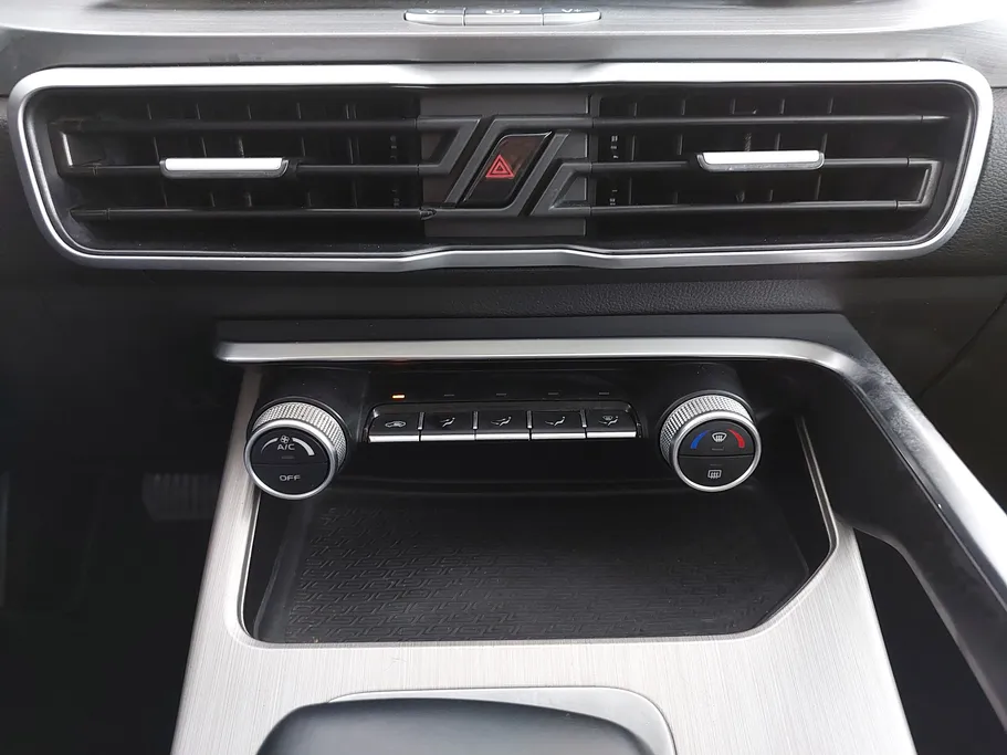 2023 Geely Coolray Basic GS 