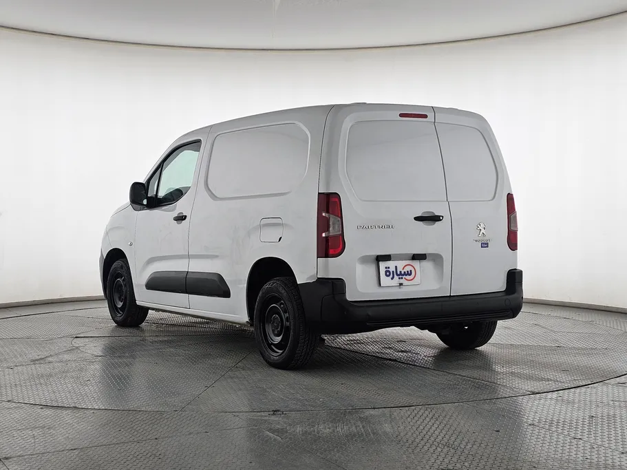 بيجو بارتنر Long van 2023 