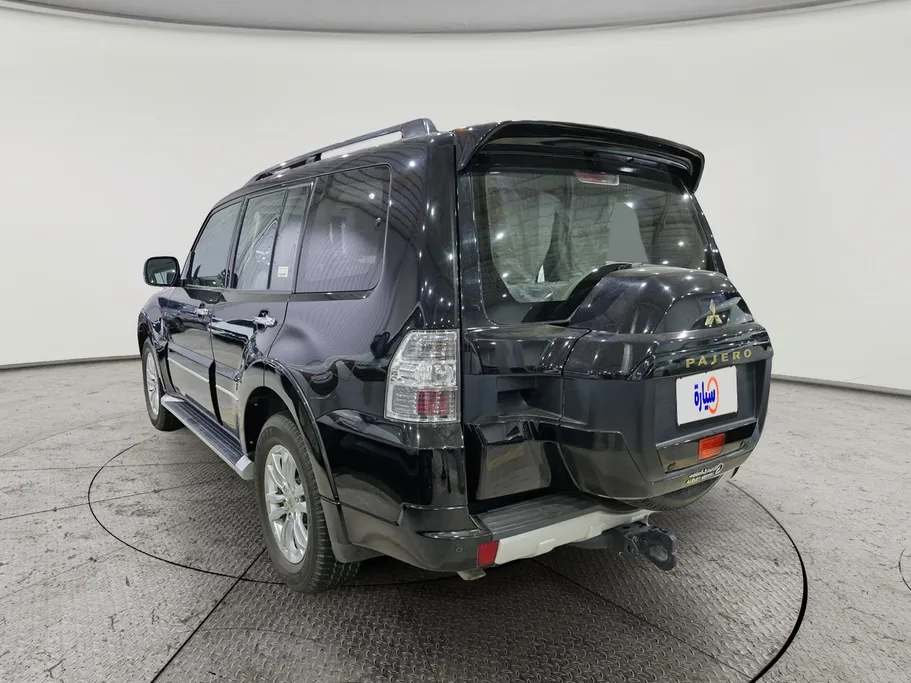 ميتسوبيشي باجيرو GLS 4Doors 2022 
