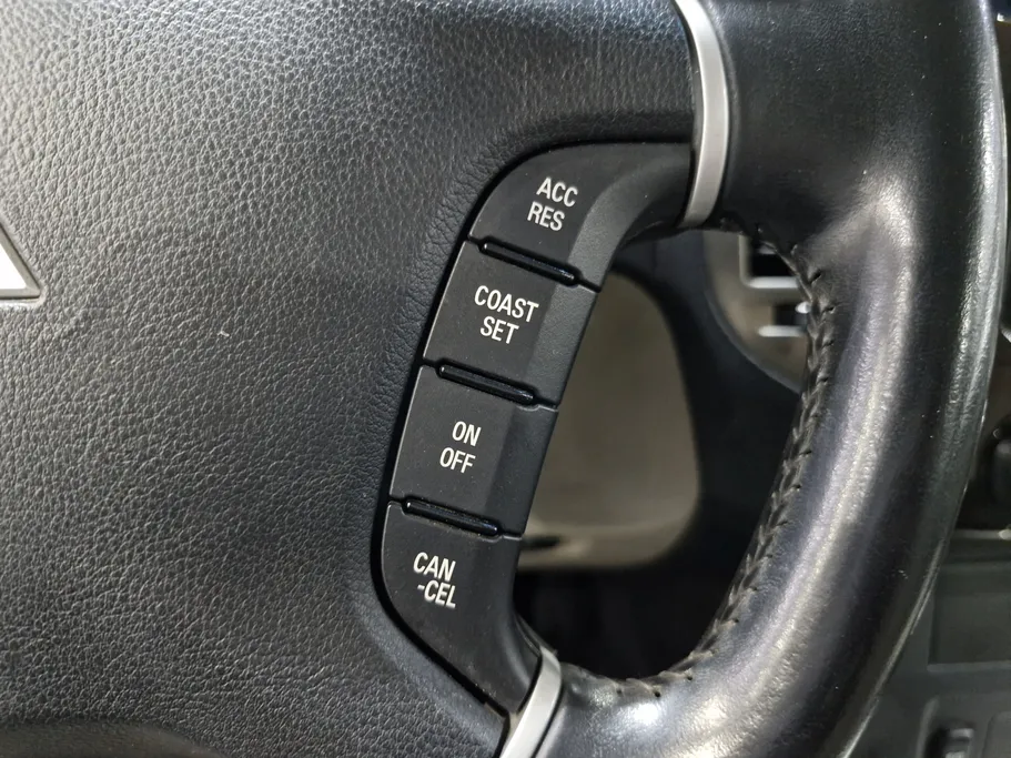 ميتسوبيشي باجيرو GLS 4Doors 2022 