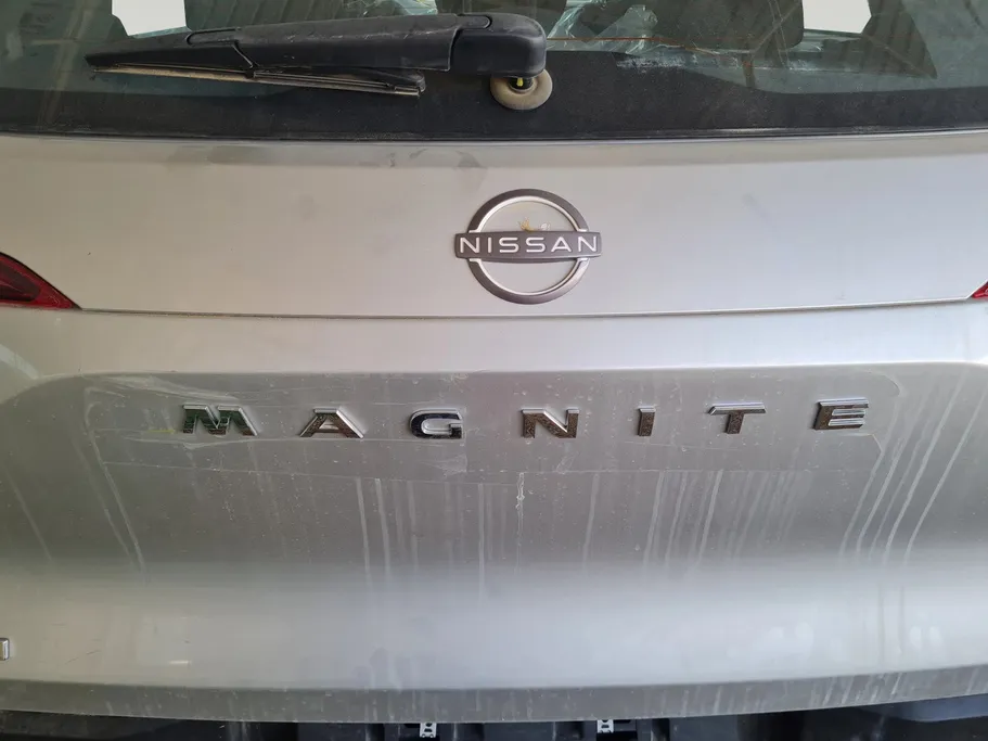 نيسان ماجنايت S 2025 