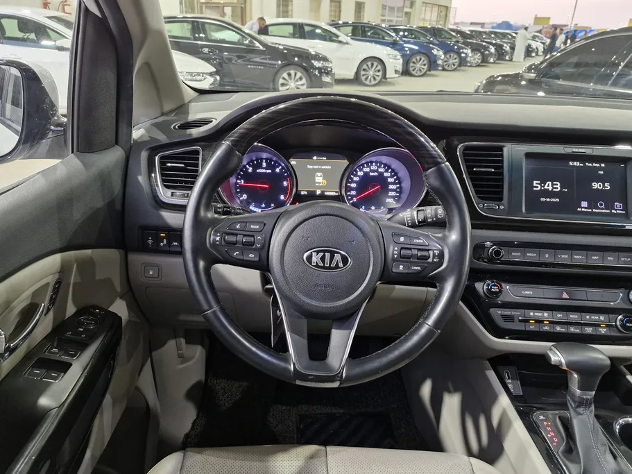 2020 Kia Carnival GL 