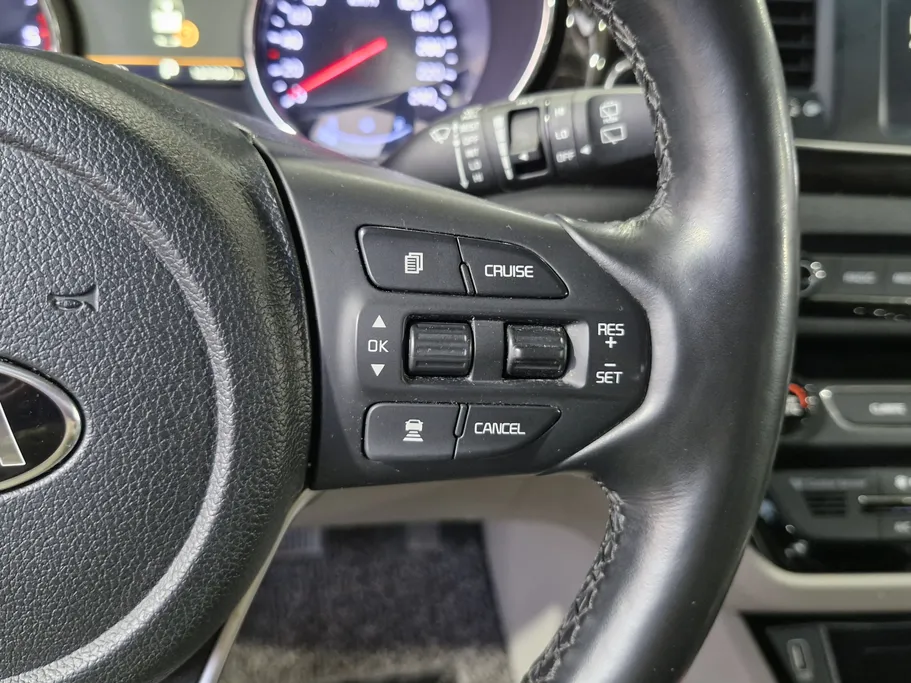 2020 Kia Carnival GL 