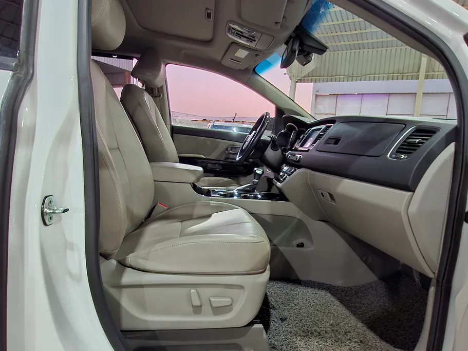 2020 Kia Carnival GL 