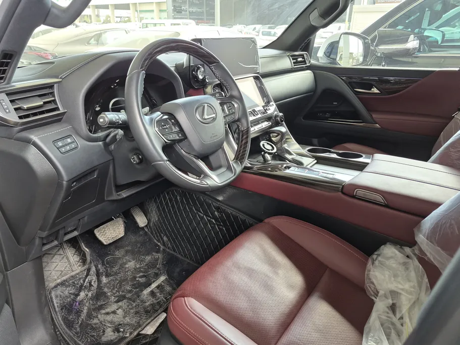 2024 Lexus LX 600 BB Elite 