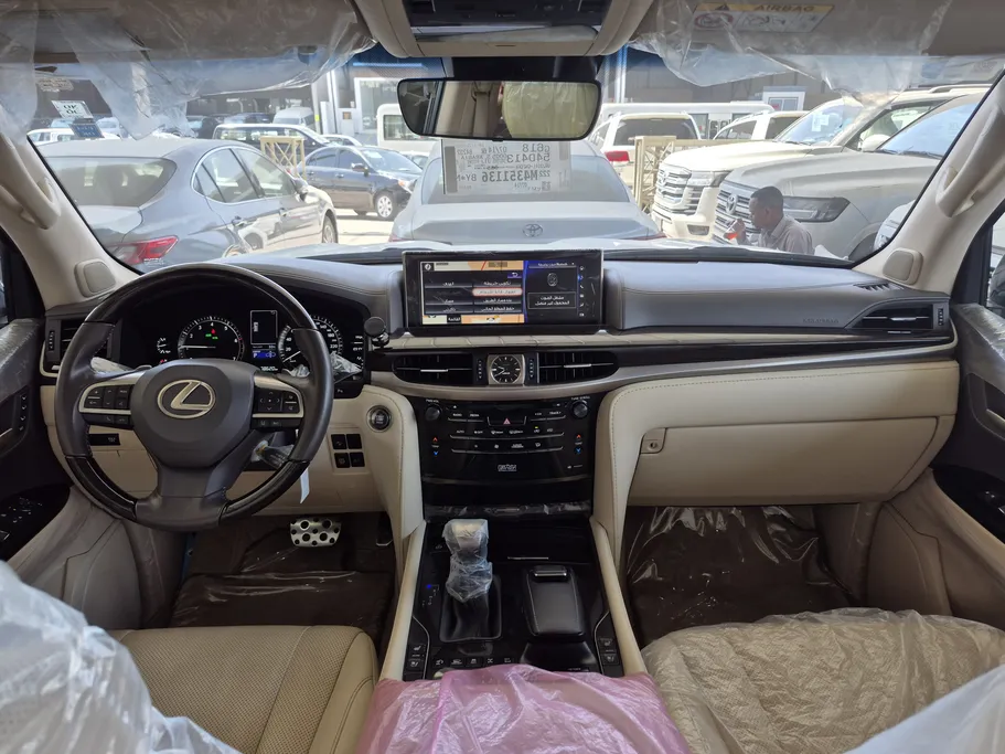 2021 Lexus LX 570 S 