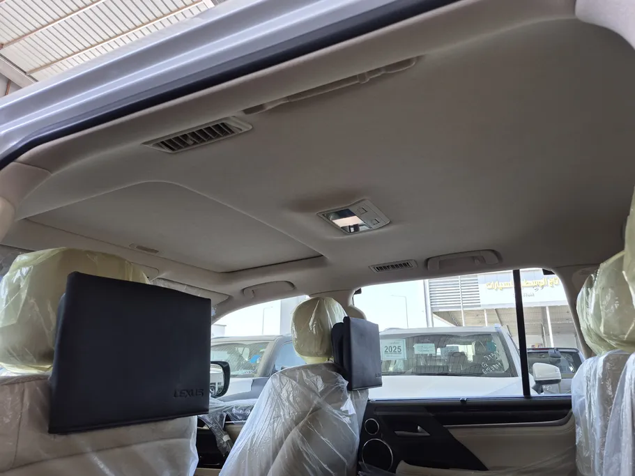 2021 Lexus LX 570 S 