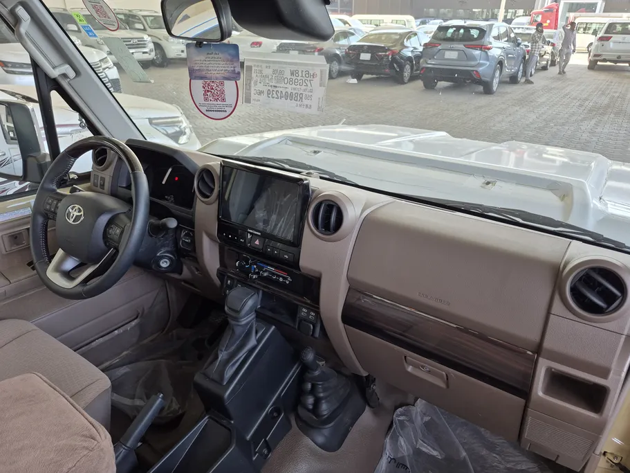 تويوتا شاص LX 2024 