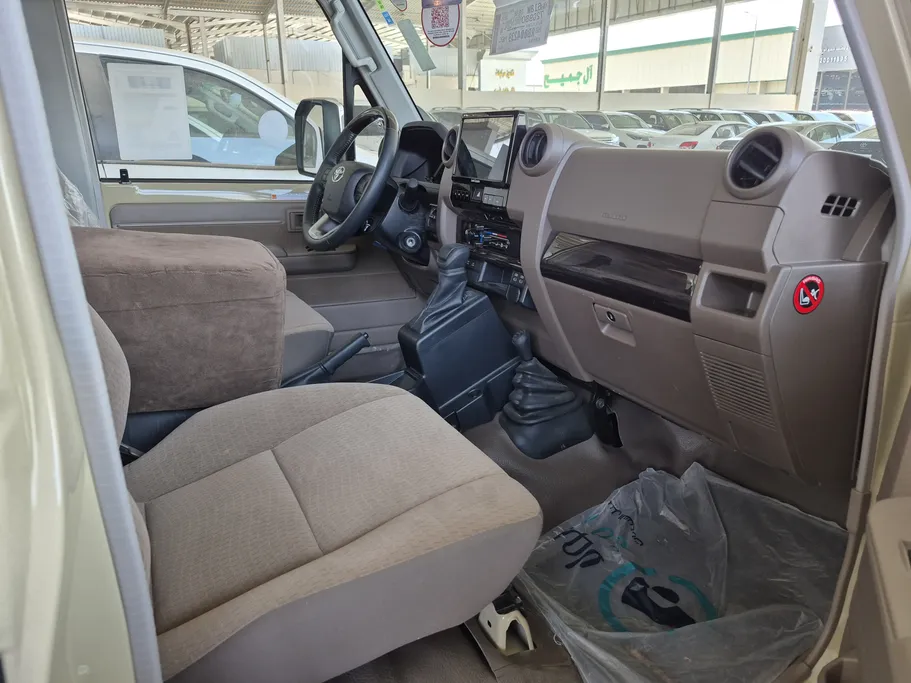 تويوتا شاص LX 2024 