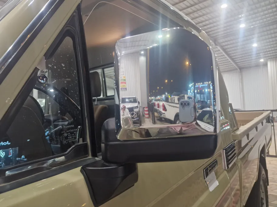 2024 Toyota Land Cruiser Pickup LX 