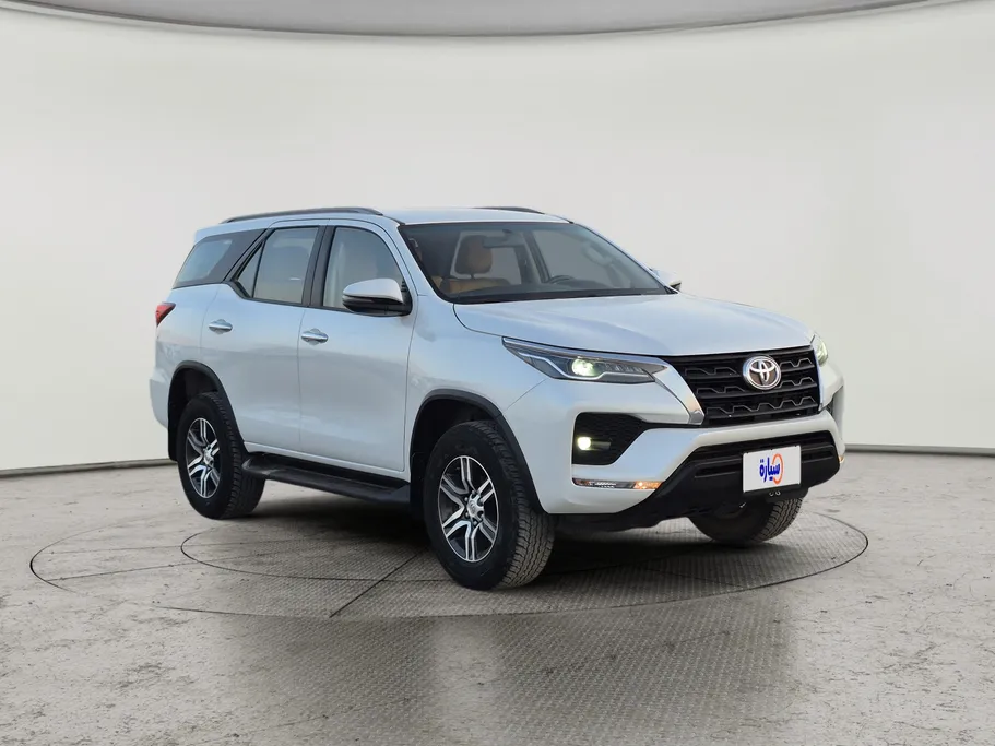 2023 Toyota Fortuner VX 