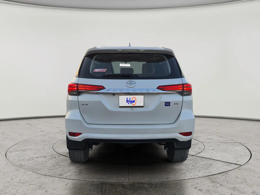 2023 Toyota Fortuner VX 