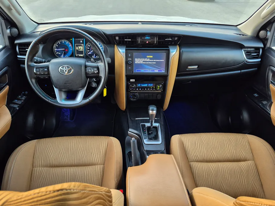 2023 Toyota Fortuner VX 