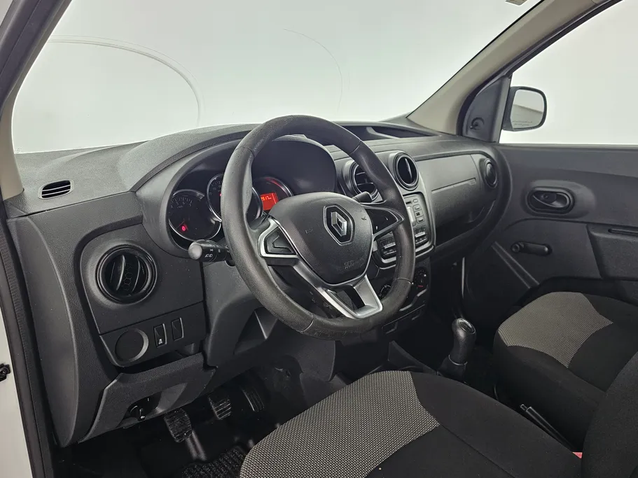 2020 Renault Docker Van بضاعة 