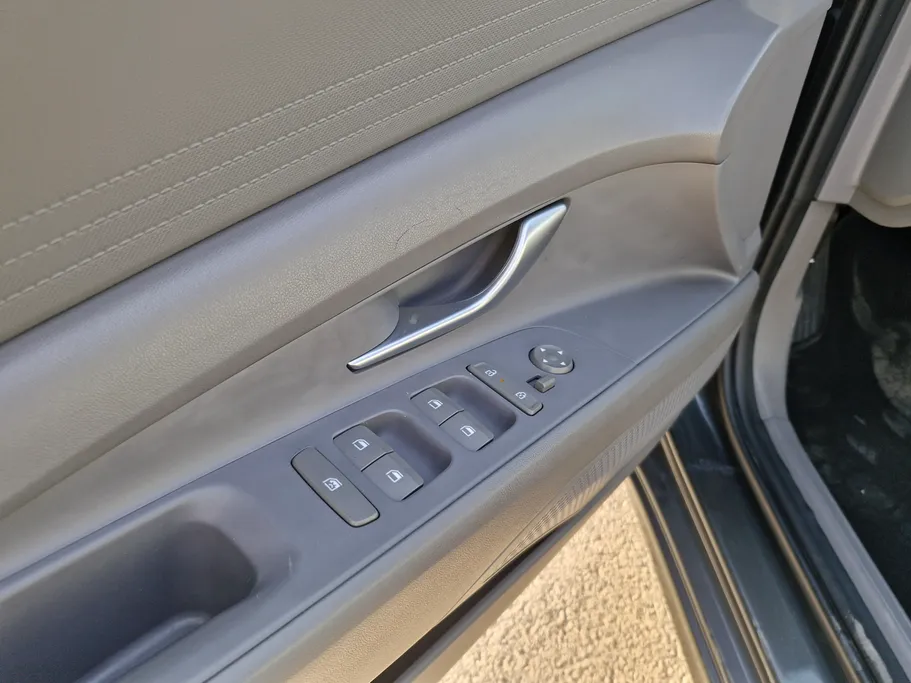 2024 Hyundai Elantra Fleet 