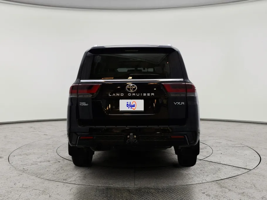 2024 Toyota Land Cruiser VXR 