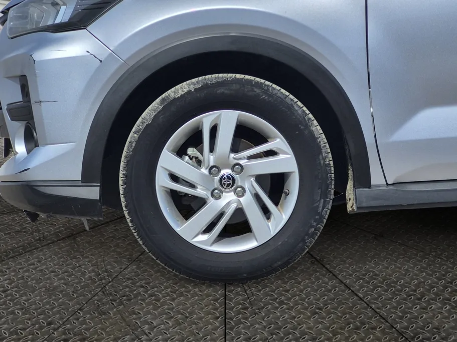 2022 Toyota Raize XLE 